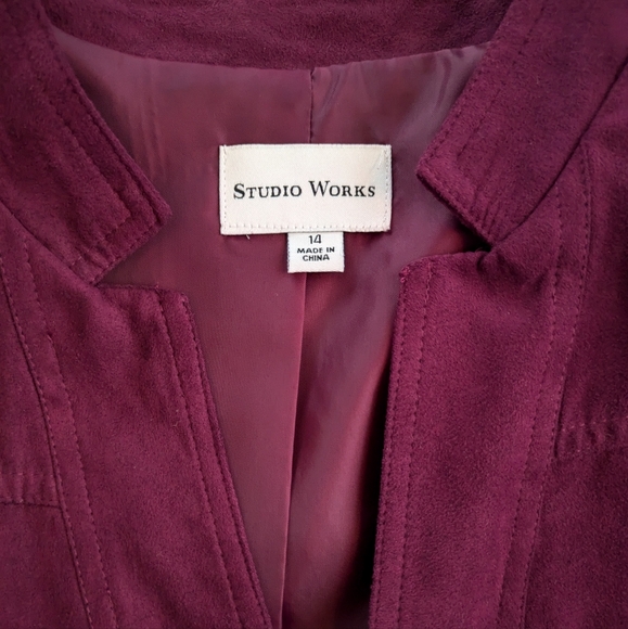 Studio Works Women’s Burgundy Faux Suede Jacket Lined Size 14 - Picture 2 of 3